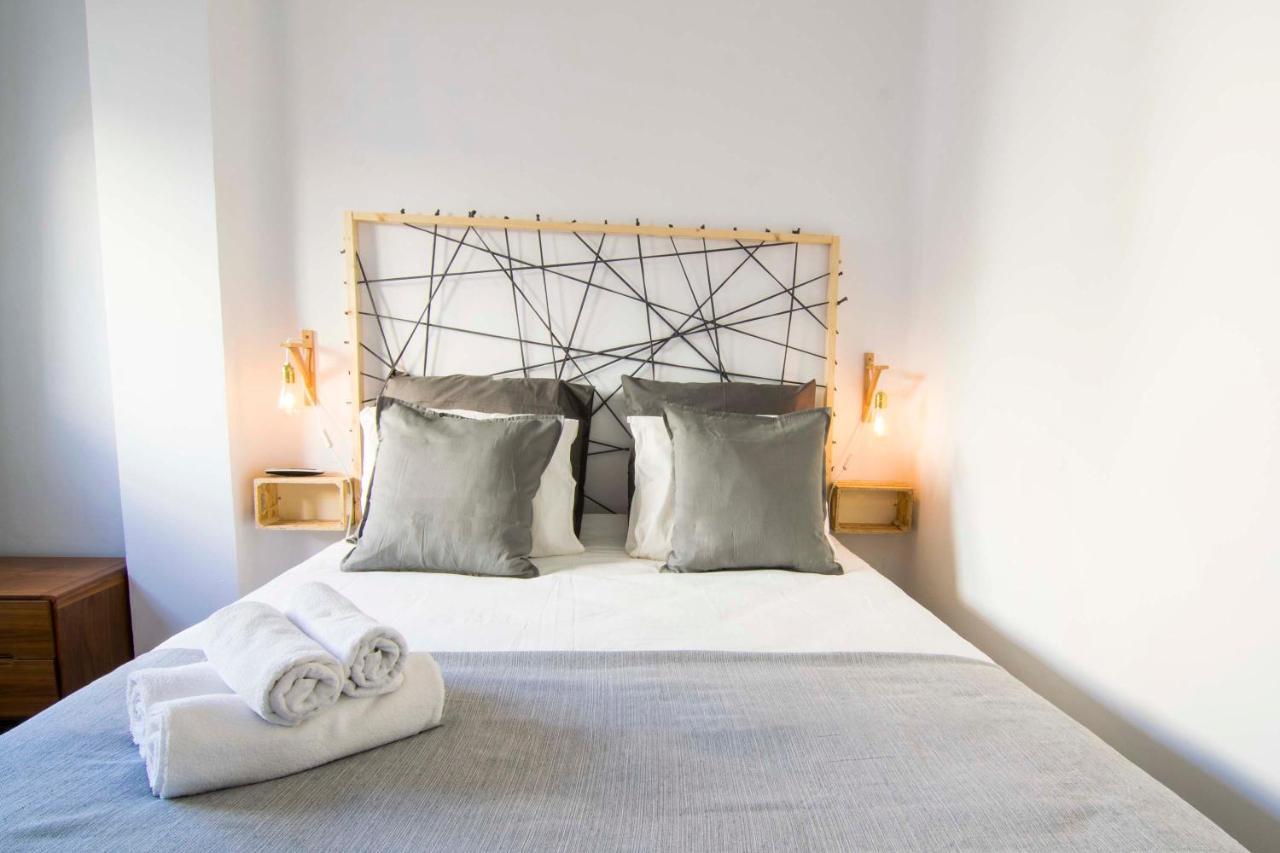 P&P Apartaments Arapiles Málaga Exteriör bild