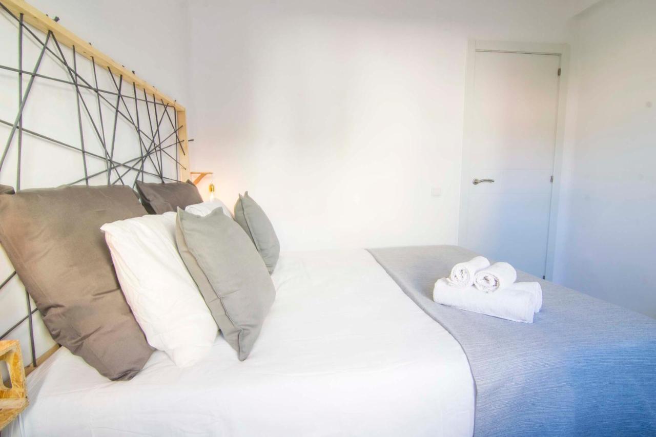 P&P Apartaments Arapiles Málaga Exteriör bild
