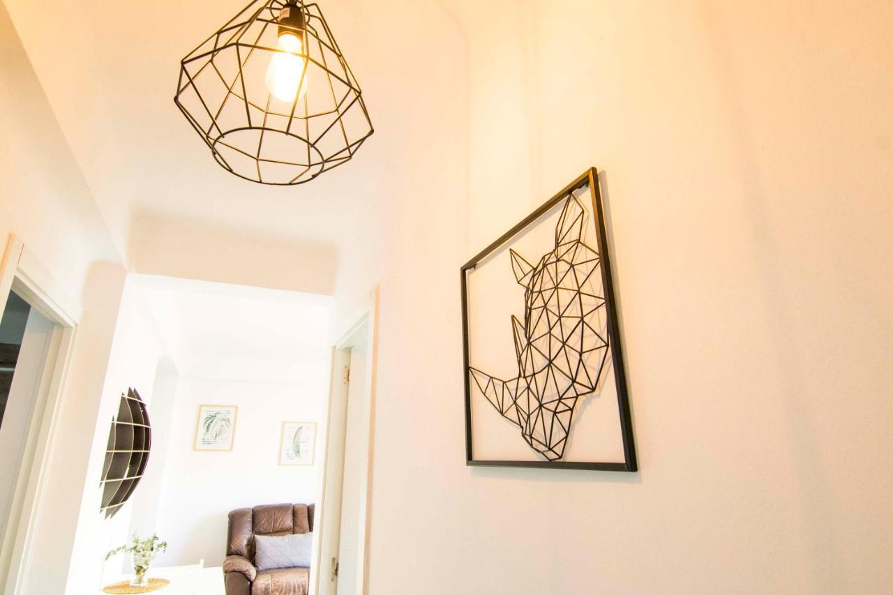 P&P Apartaments Arapiles Málaga Exteriör bild